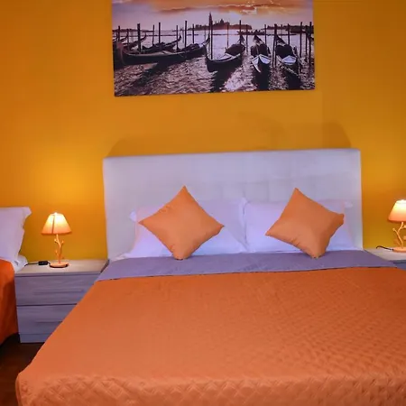 Bed and Breakfast Venice Day