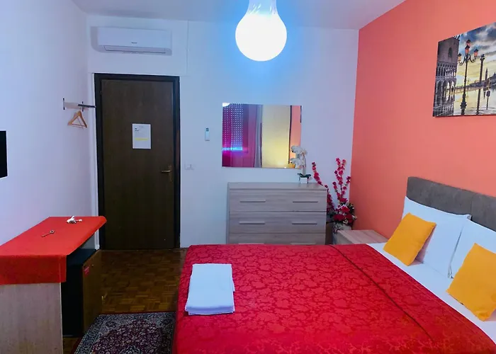 Venice Day Bed & Breakfast *