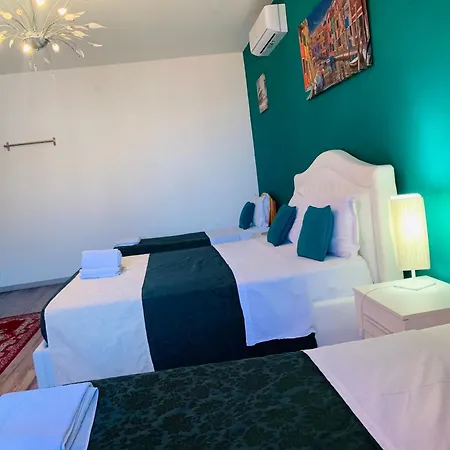 לינה וארוחת בוקר Venice Day מסטרה